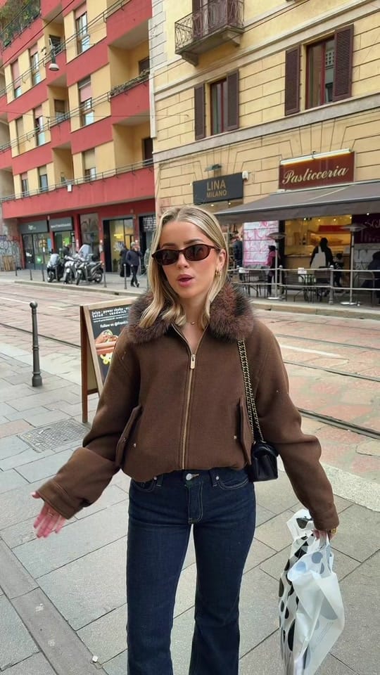 Post 6 by Caroline on TikTok (video)
