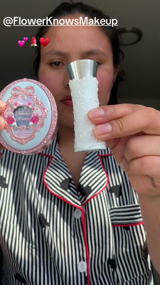 Post 5 by Noemia 😌✨ on TikTok (video)