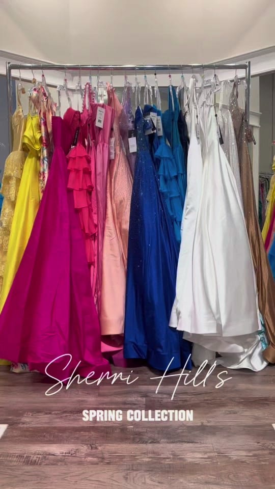 Post 7 by Engagements Boutique on TikTok (video)
