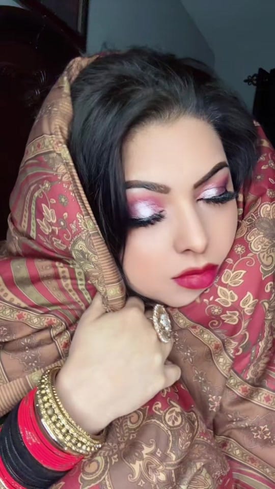 Post 5 by Shaazrose on TikTok (video)