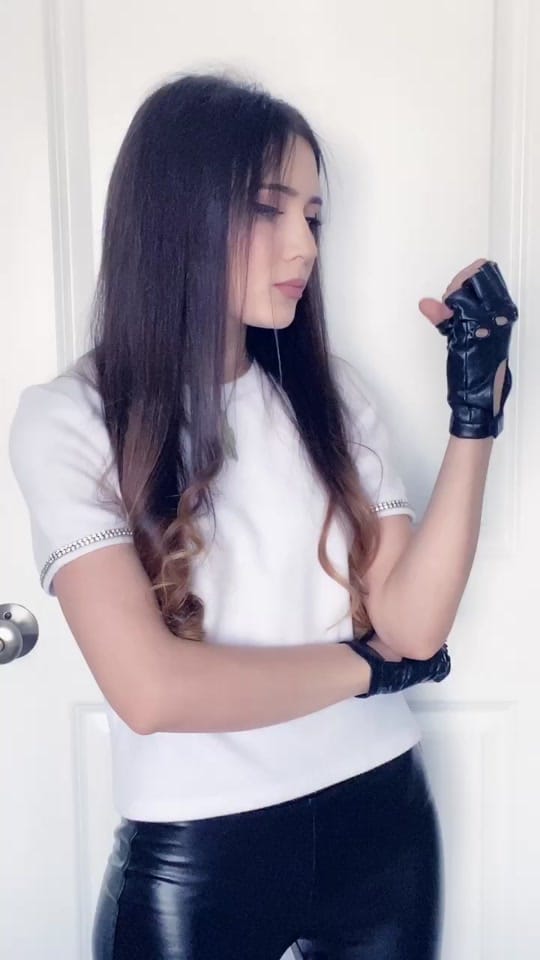 Post 10 by Emily on TikTok (video)