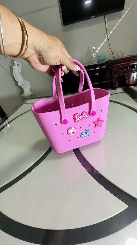 Post 5 by Yanibel Correa on TikTok (video)