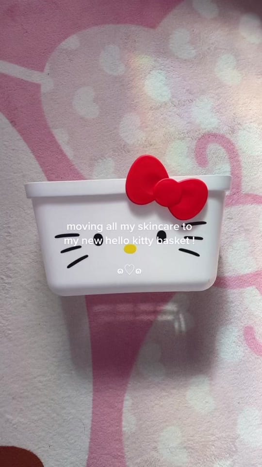 Post 1 by 🎀 on TikTok (video)