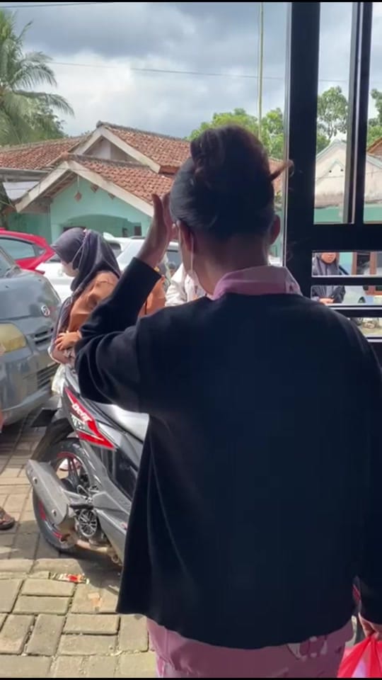 Post 8 by OWNER DEVIOLSHOP on TikTok (video)
