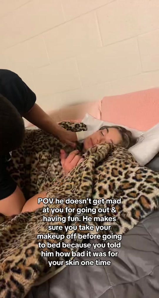 Post 10 by Sav Moore on TikTok (video)