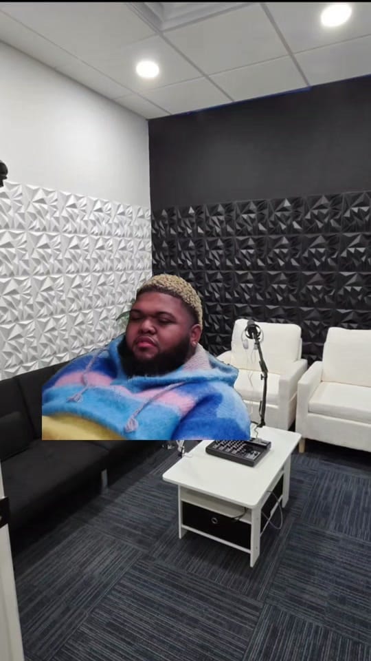 Post 5 by famous on TikTok (video)