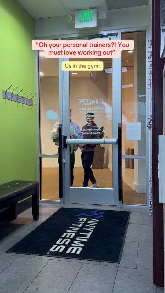 Post 4 by Jie and Mei on TikTok (video)