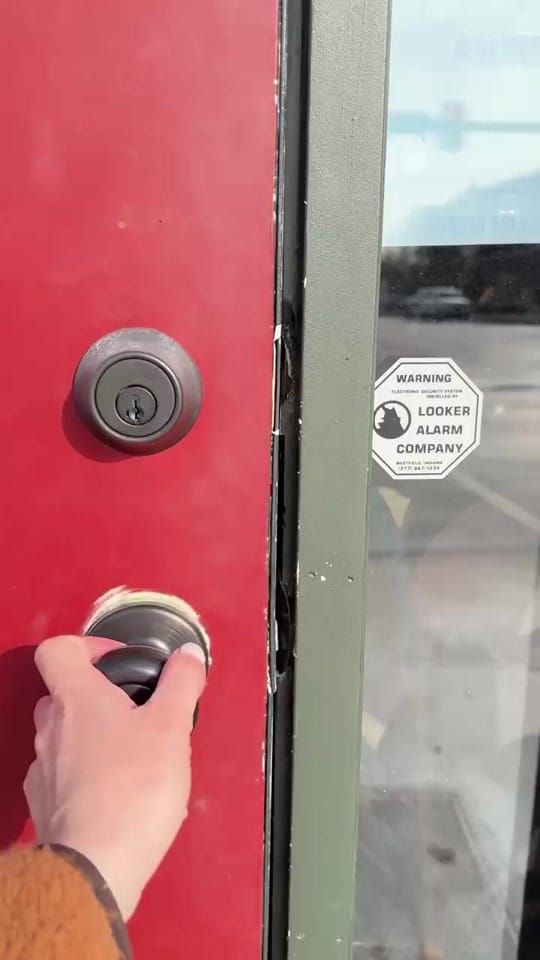 Post 3 by chapterbooklounge on TikTok (video)