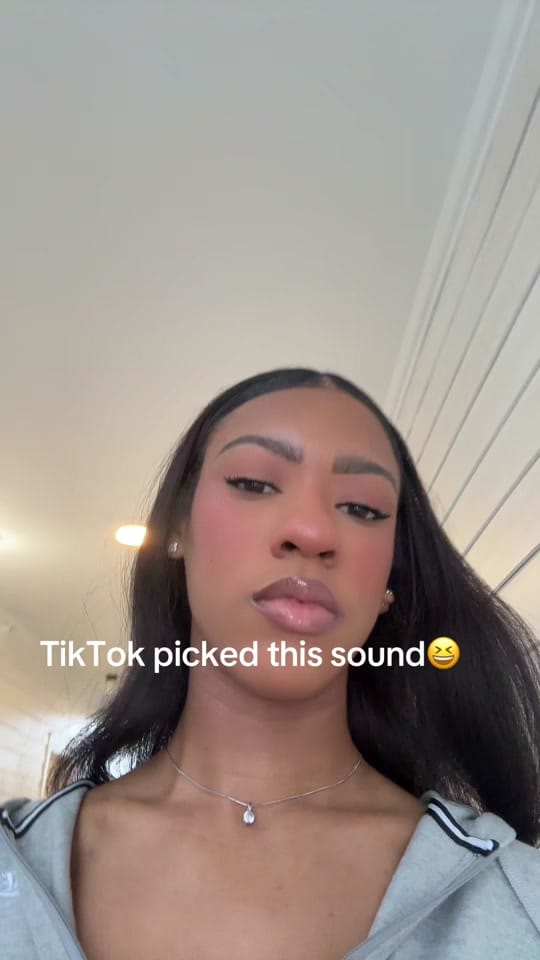 Post 6 by Amoonz🥰 on TikTok (video)