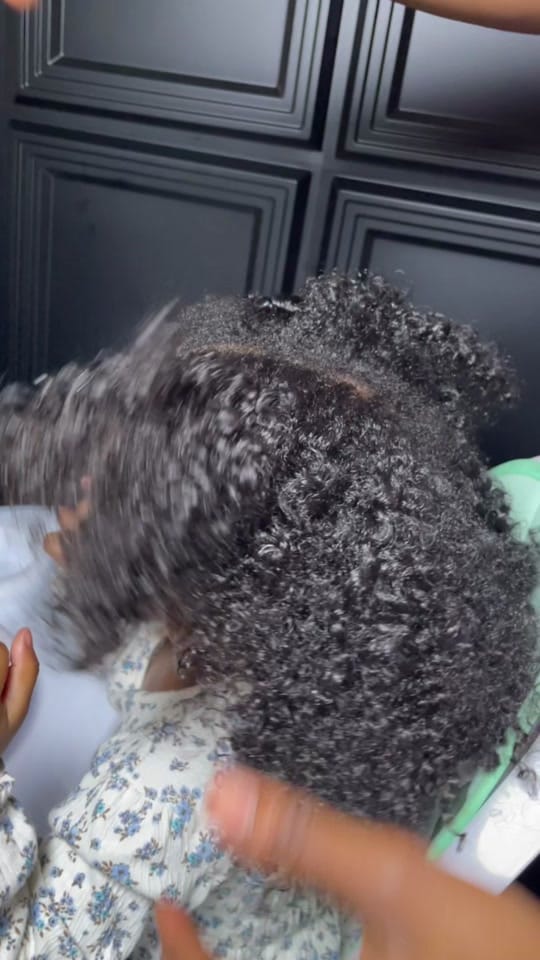 Post 2 by LAII & LOLO🌺 on TikTok (video)