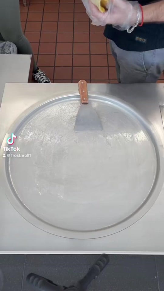 Post 3 by frostnroll on TikTok (video)