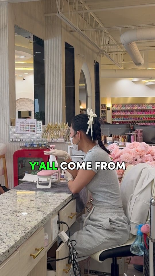 Post 2 by IvyNails🌸 on TikTok (video)