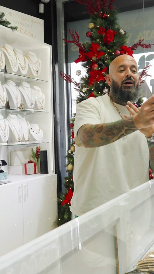Post 7 by WEST MIAMI JEWELRY on TikTok (video)