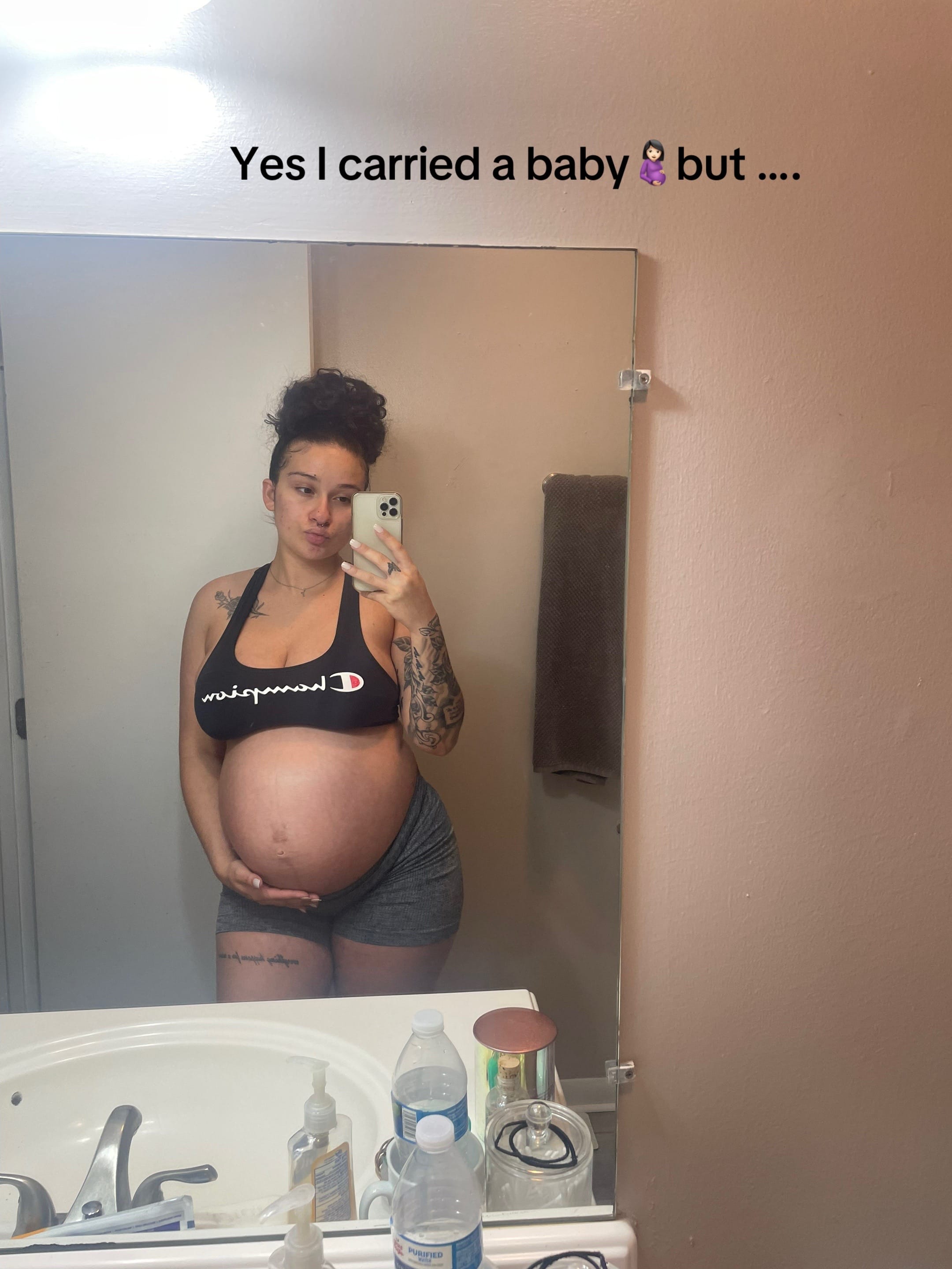 Post 6 by Michelley.WTHELLY on TikTok (video)