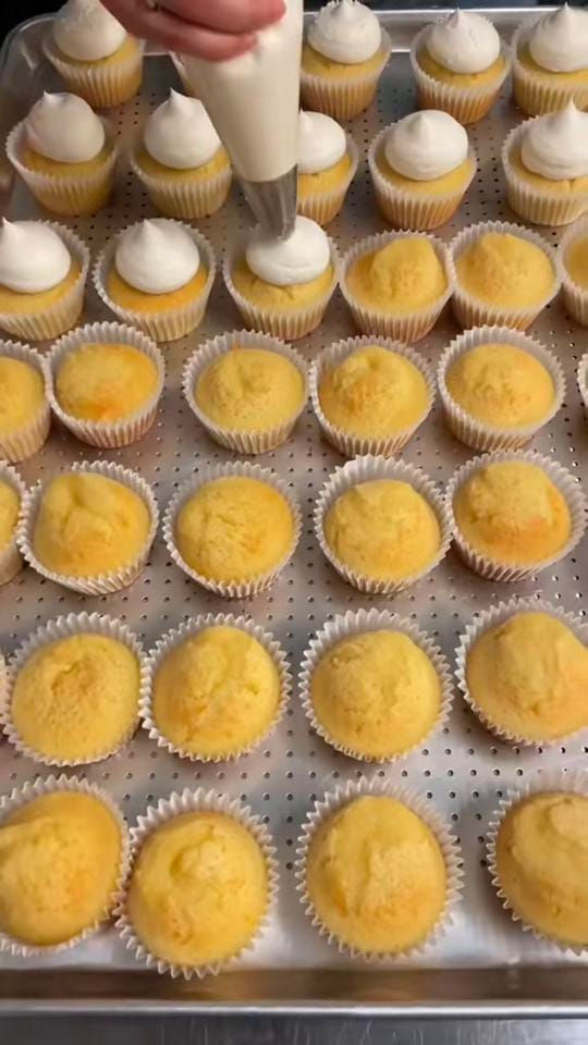 Post 6 by SweetGemCupcakes on TikTok (video)