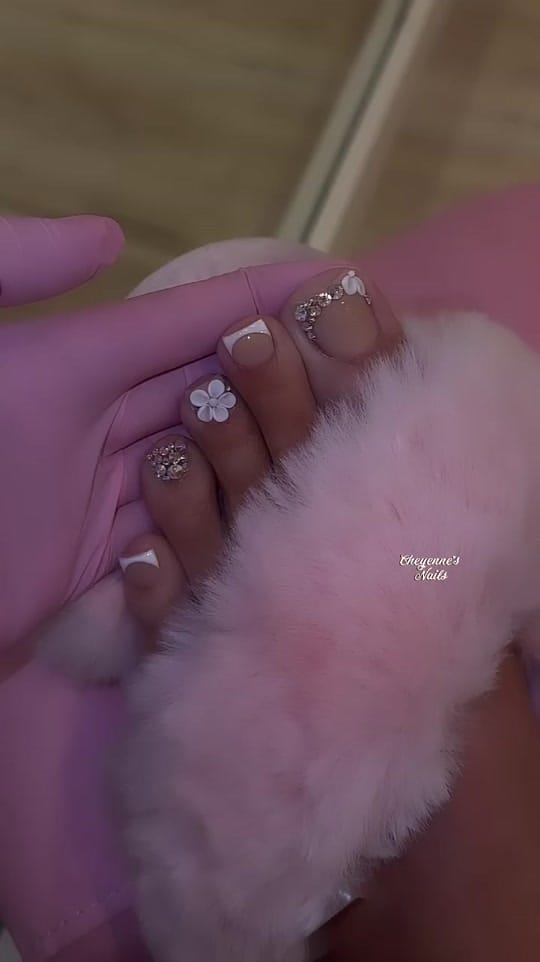 Post 10 by cheyennesnails_ on TikTok (video)