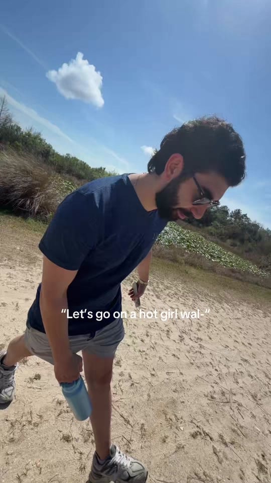 Post 8 by itgallll on TikTok (video)
