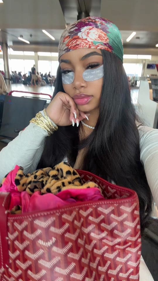 Post 6 by Tatiana on TikTok (video)