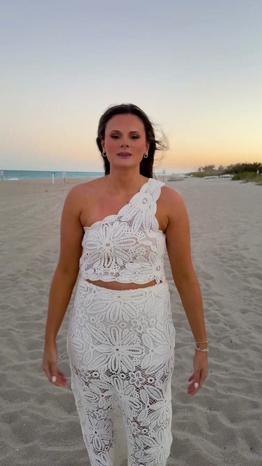 Post 4 by MAKEUP BY JENNA on TikTok (video)