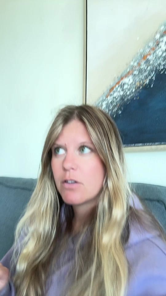 Post 6 by Shalee | Cats & Travel on TikTok (video)