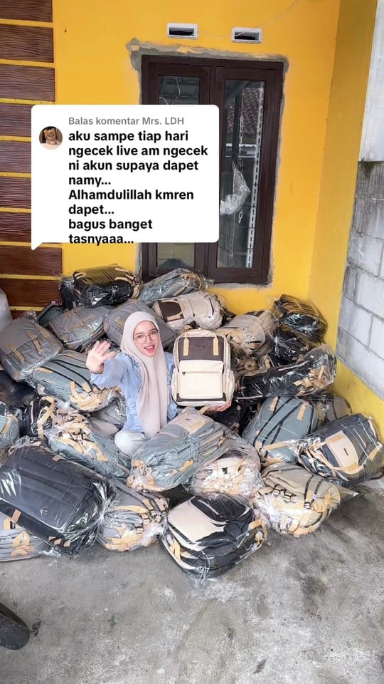 Post 10 by Ermybag on TikTok (video)
