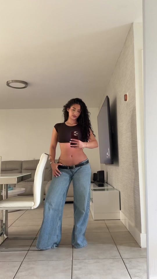 Post 8 by isabel on TikTok (video)