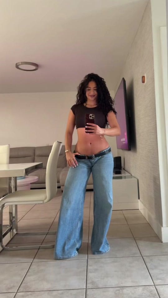 Post 9 by isabel on TikTok (video)
