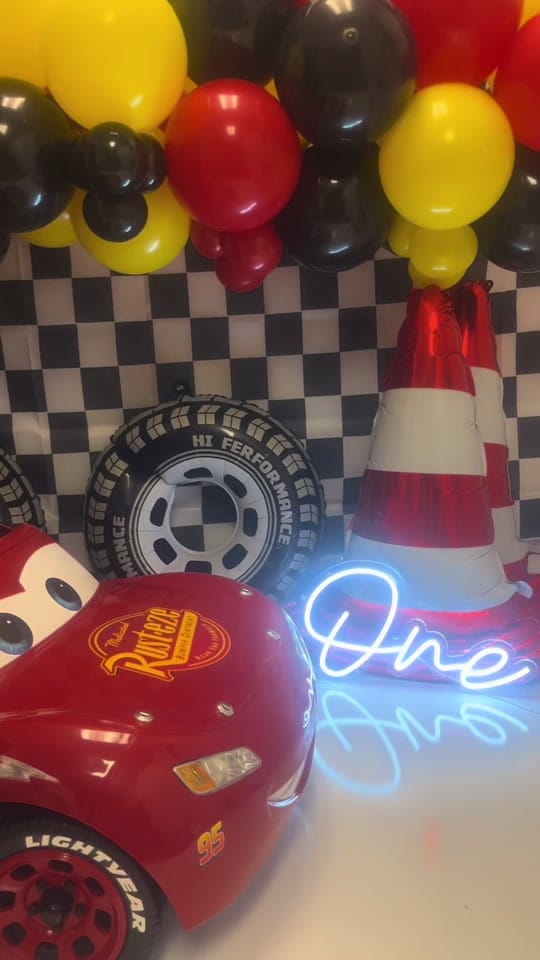 Post 4 by Roxanne Moreno Photography on TikTok (video)