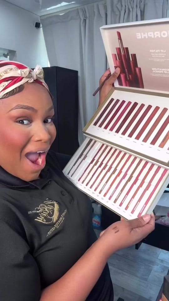 Post 2 by The Luxury Club on TikTok (video)