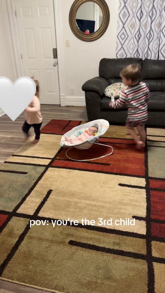 Post 9 by Kylie Lewis on TikTok (video)