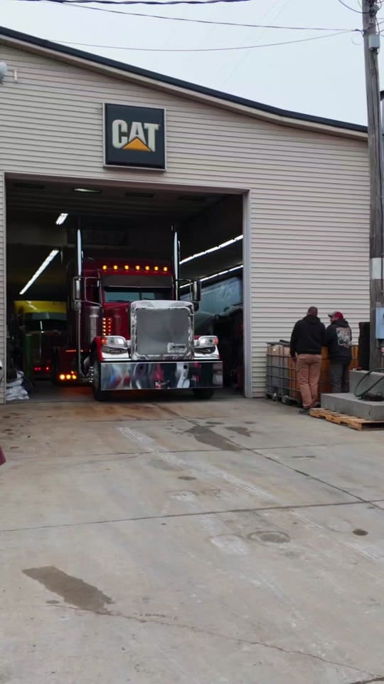 Post 4 by Dickerson Custom Trucks on TikTok (video)