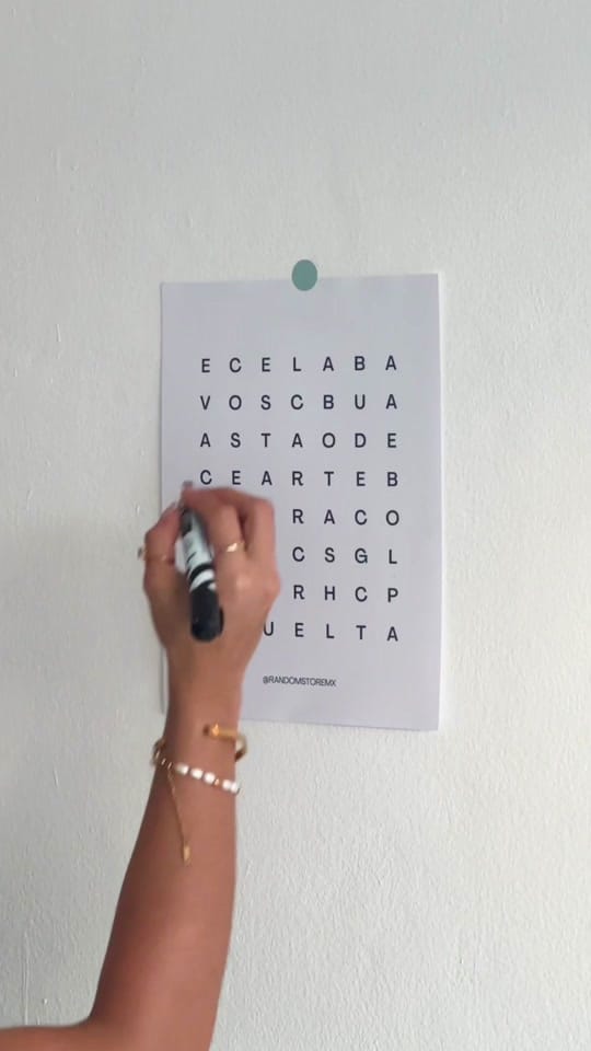 Post 6 by RANDOMstoremx on TikTok (video)