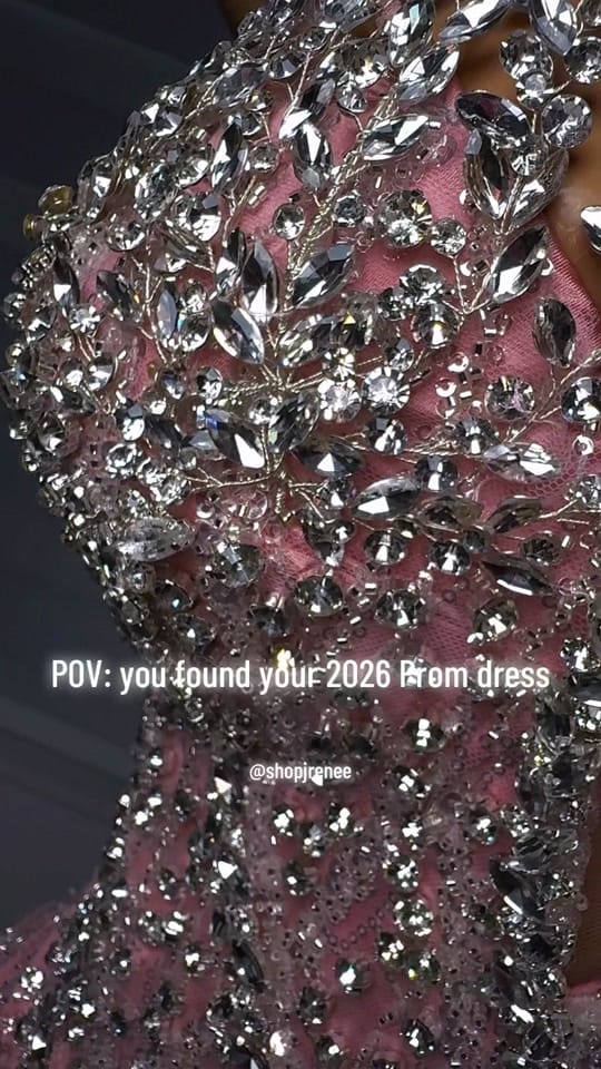 Post 1 by Maison René on TikTok (video)