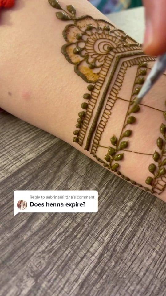Post 8 by Dallas Henna | Gold Ink Studio on TikTok (video)