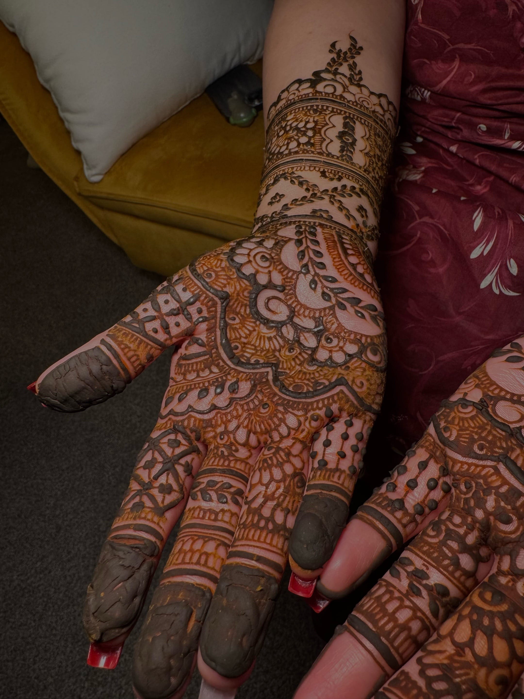 Post 5 by Dallas Henna | Gold Ink Studio on TikTok (video)