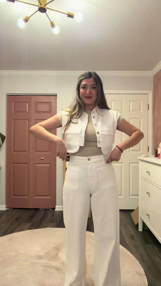 Post 3 by Jessica V✨ on TikTok (video)