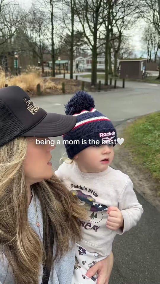 Post 7 by Chels | Homeschool SAHM 💙💙💙 on TikTok (video)