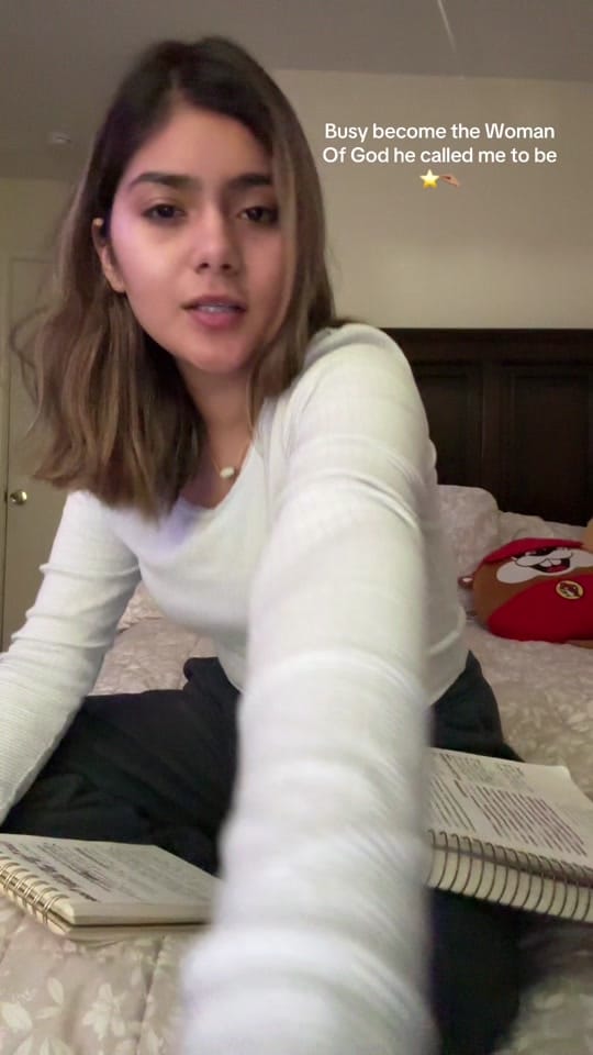 Post 3 by Aneth vazquez on TikTok (video)