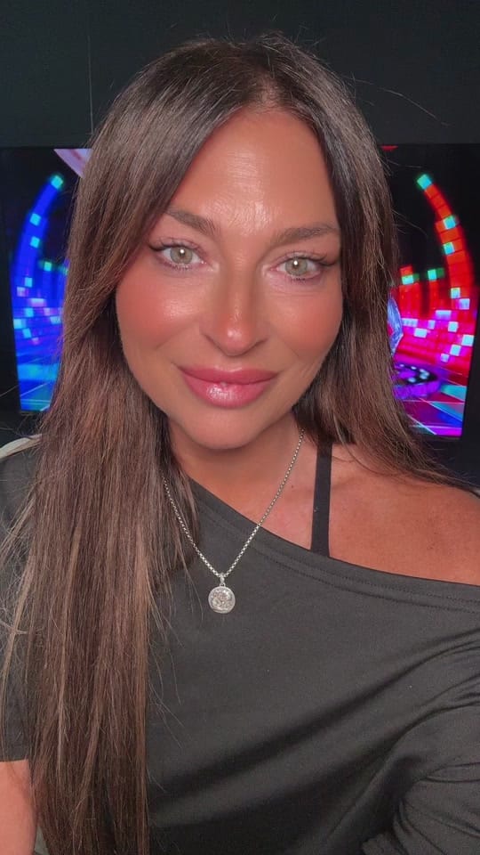 Post 5 by 🌴Singleonthemove🌴 on TikTok (video)