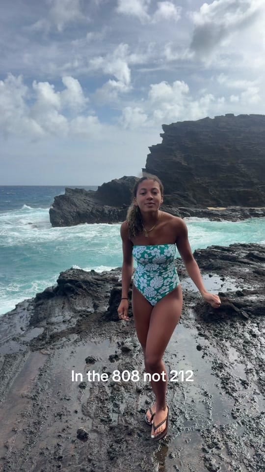 Post 4 by Caroline on TikTok (video)