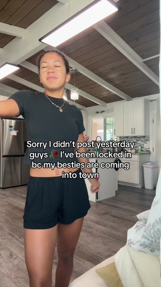 Post 7 by Caroline on TikTok (video)