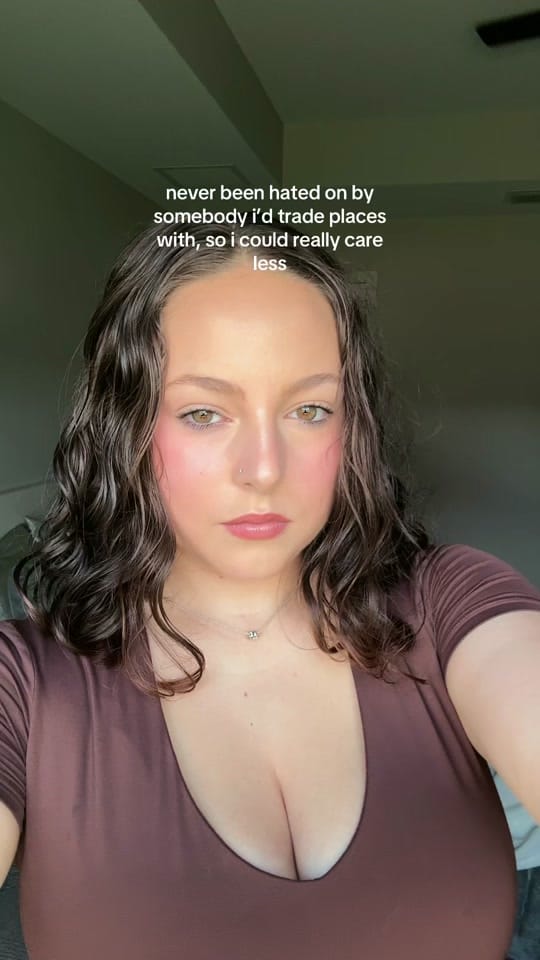 Post 9 by Sky Nieves on TikTok (video)