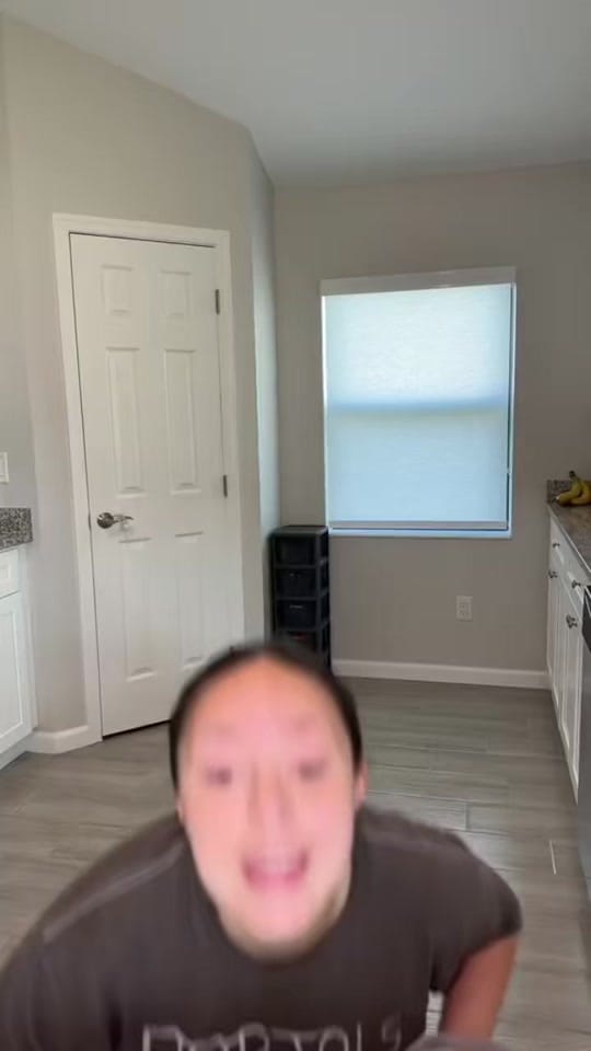 Post 7 by Sky Nieves on TikTok (video)