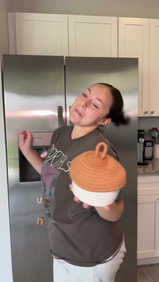Post 5 by Sky Nieves on TikTok (video)