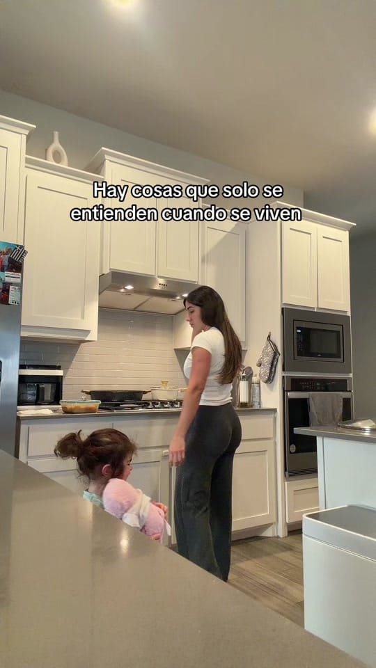 Post 8 by Andrea Alexa on TikTok (video)