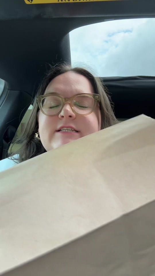 Post 1 by Tori Rodriguez on TikTok (video)