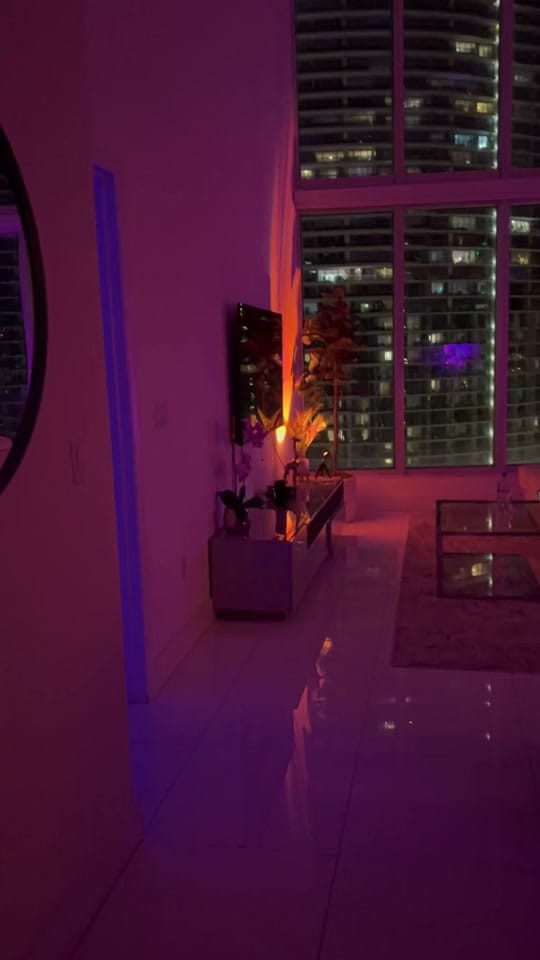 Post 7 by Derek Ollar on TikTok (video)