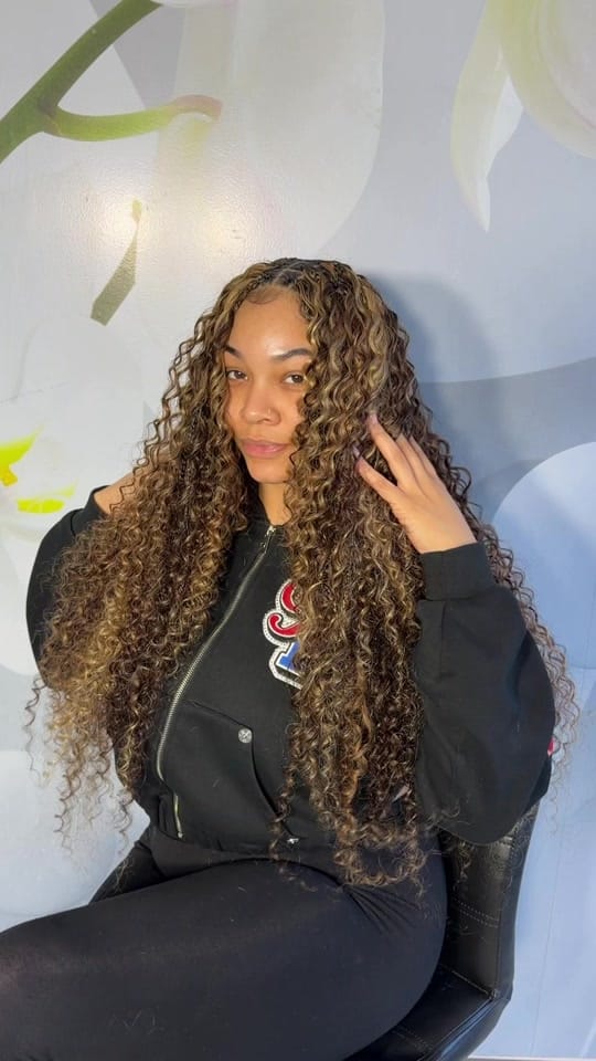 Post 1 by A&O braiding shop on TikTok (video)