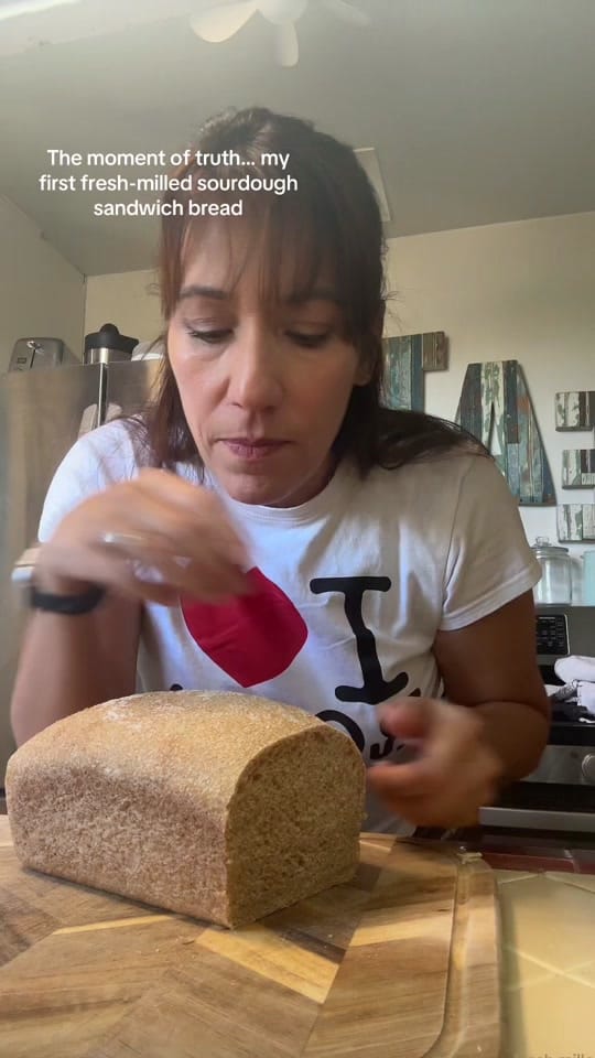 Post 3 by giovismex1 on TikTok (video)