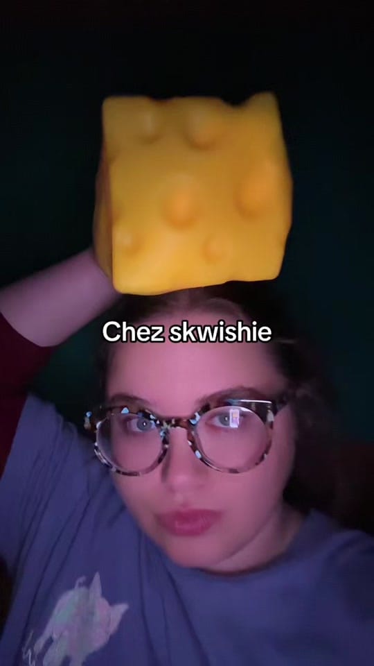Post 7 by 𝒜𝓂𝒷ℯ𝓇 | TikTok shop🛍️ on TikTok (video)